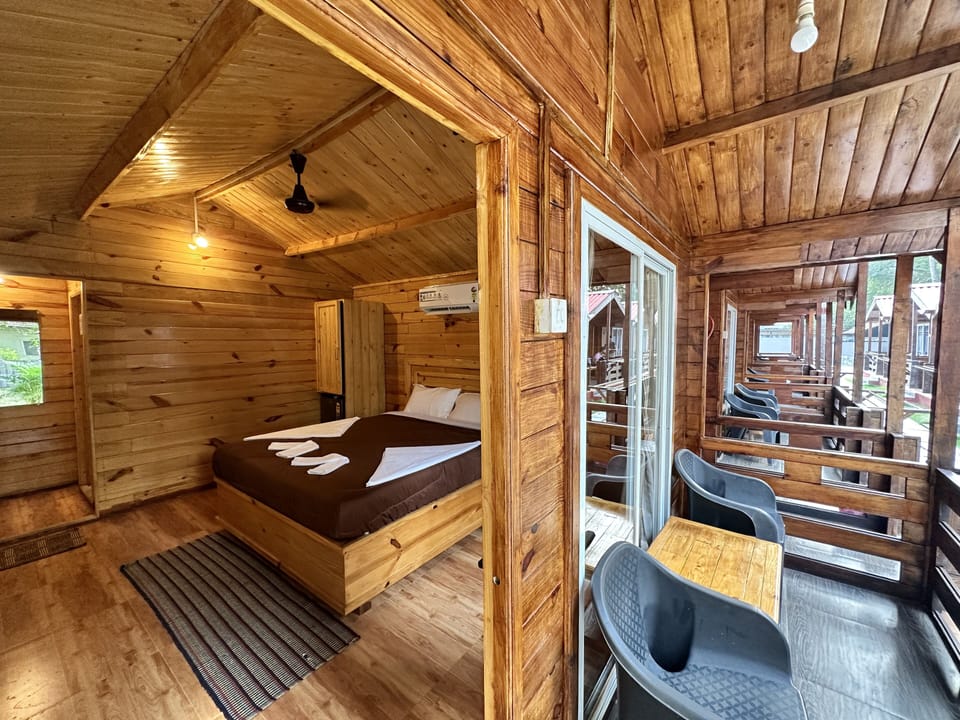 Premium Room | Free WiFi