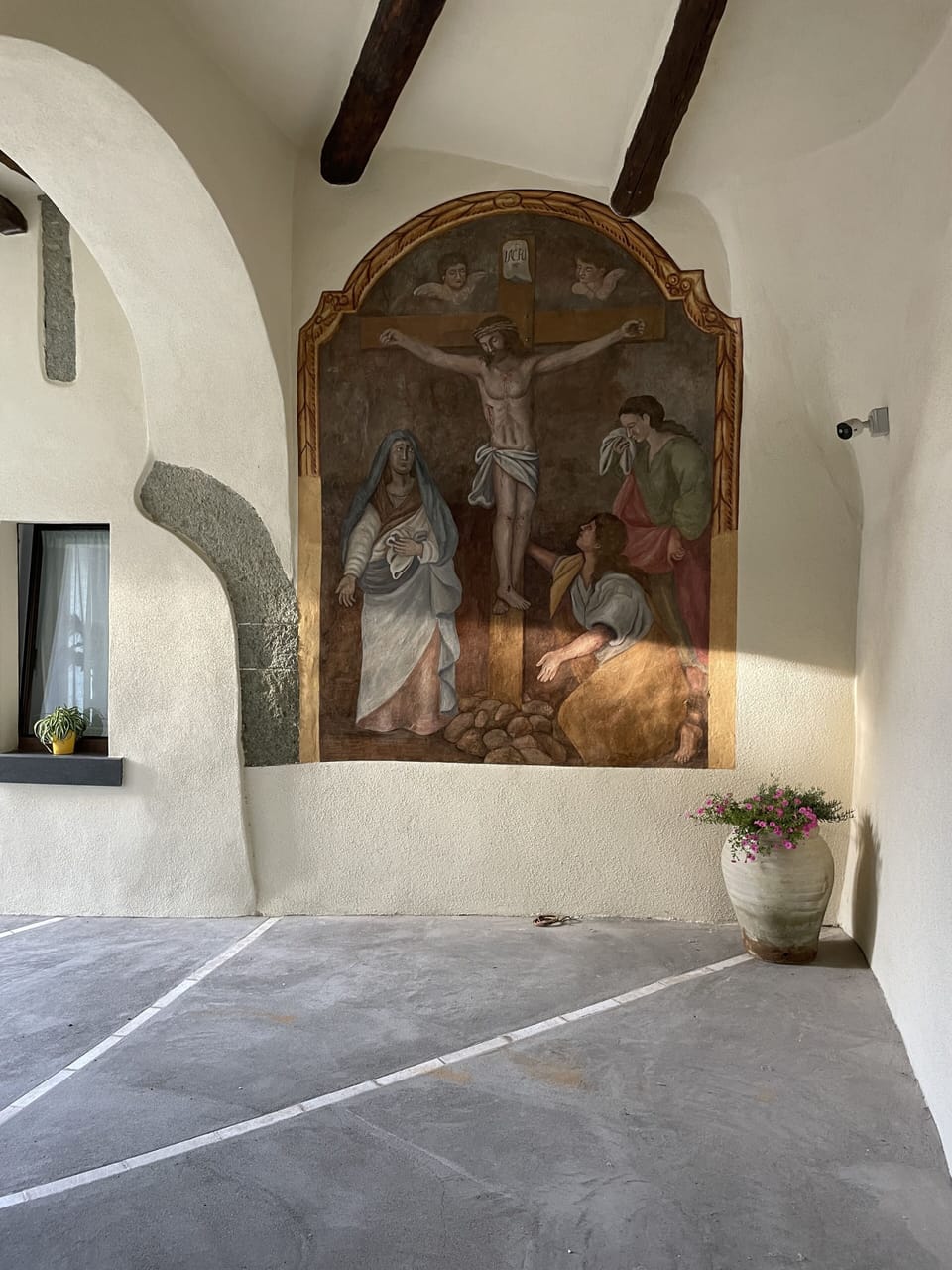 The Fresco from the 18th century of Casa Mimina