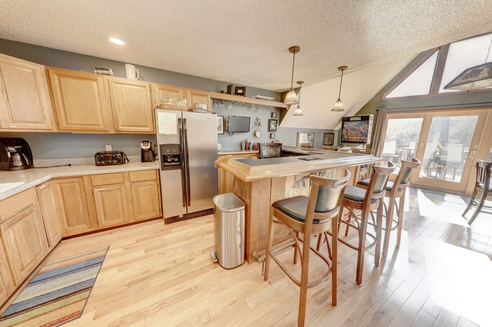 Bar Seating for 3 in Kitchen