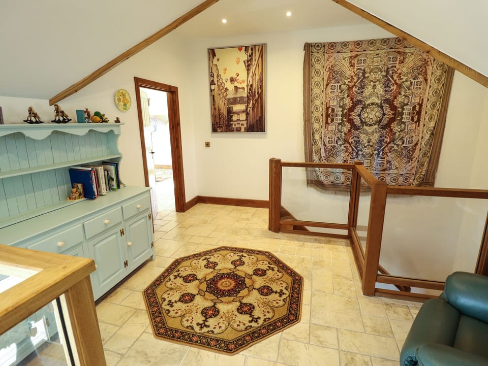 Cottage | Interior
