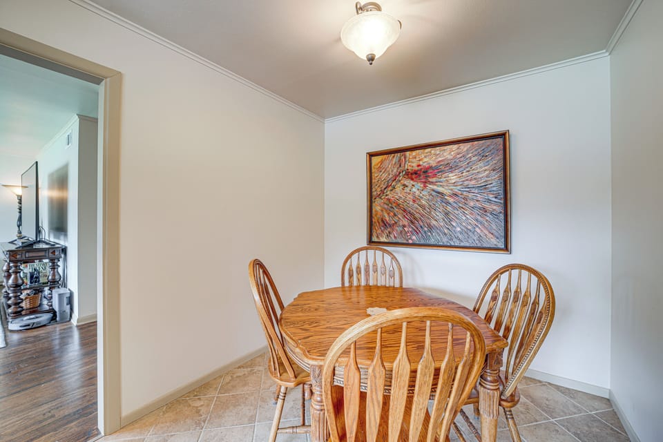 House (3 Bedrooms) | Interior