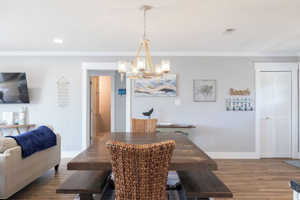 Level One Dining Area