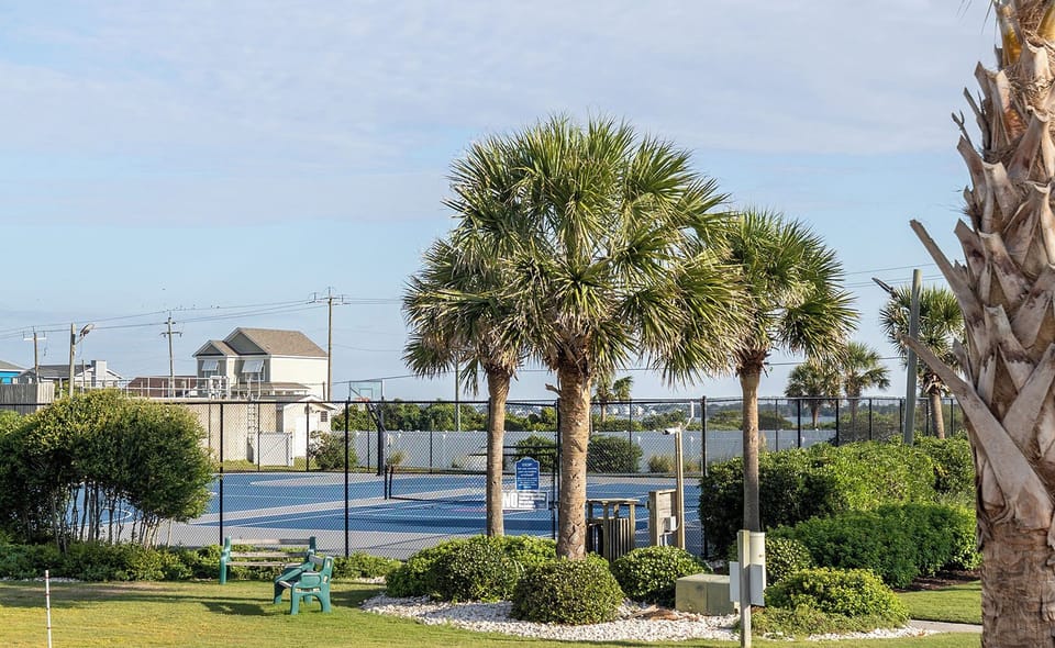 Community Basketball/Tennis Court Access