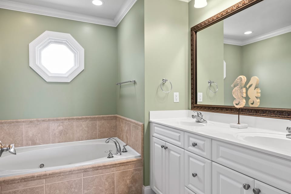 Second Floor Master Bathroom