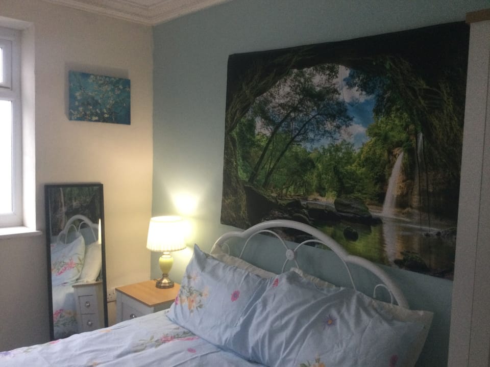Deluxe Double Room Single Use | Pillowtop beds, soundproofing, iron/ironing board, free WiFi