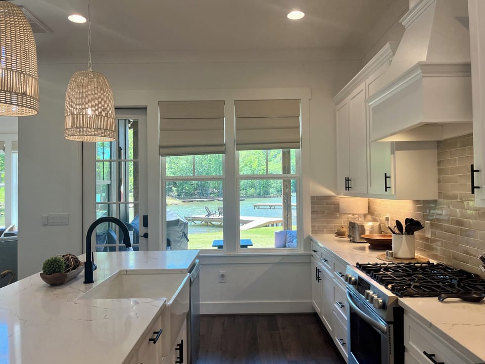 Kitchen has stunning lake views too!