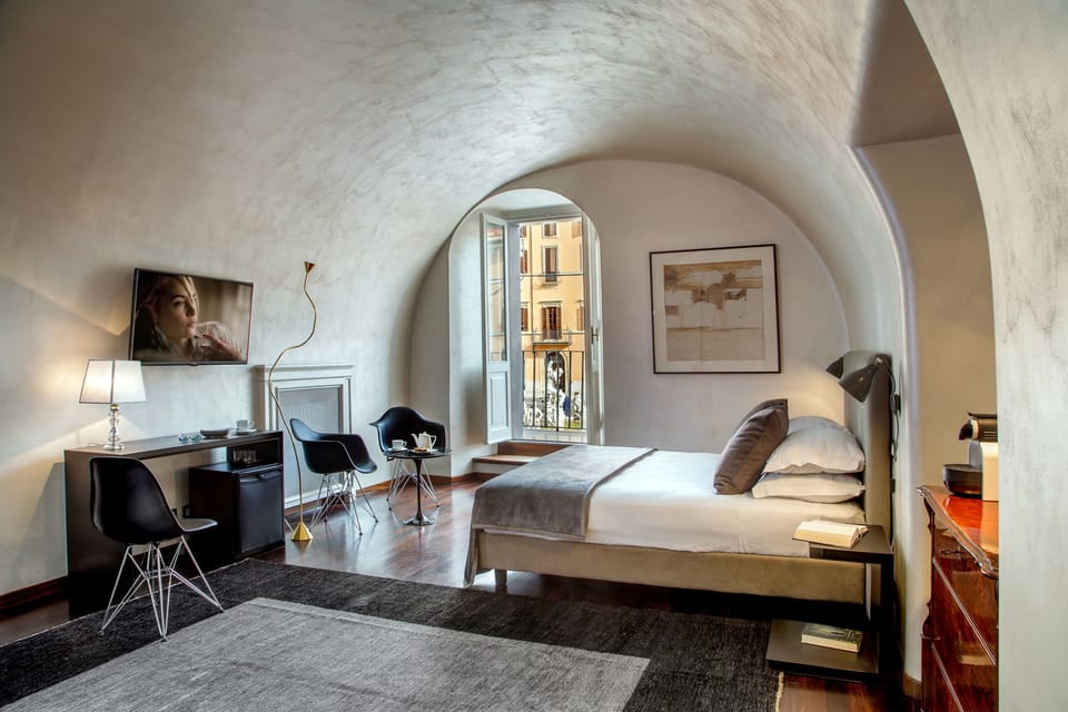 Junior Suite, Balcony | Premium bedding, minibar, in-room safe, desk
