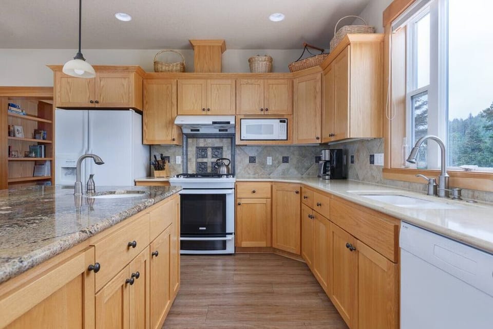 Kitchen 2