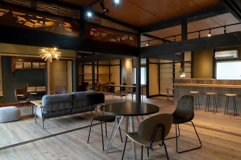 It will be a shared space of our facility in a separate building. You can use it as coworking from 9:30 to 18:00. (Please inquire about holidays)