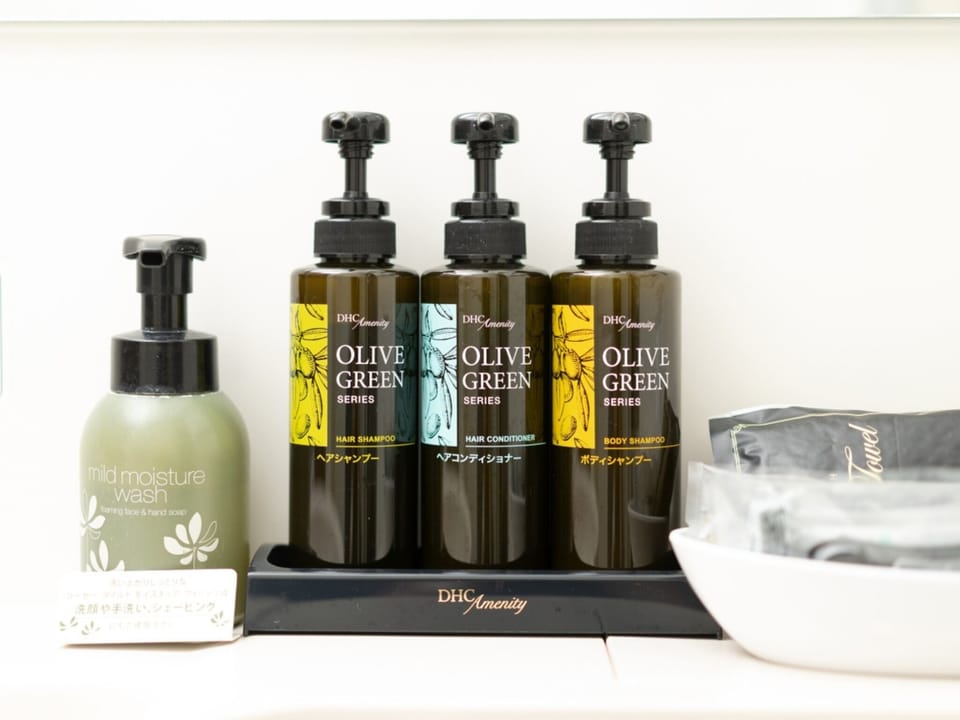 Bathroom amenities