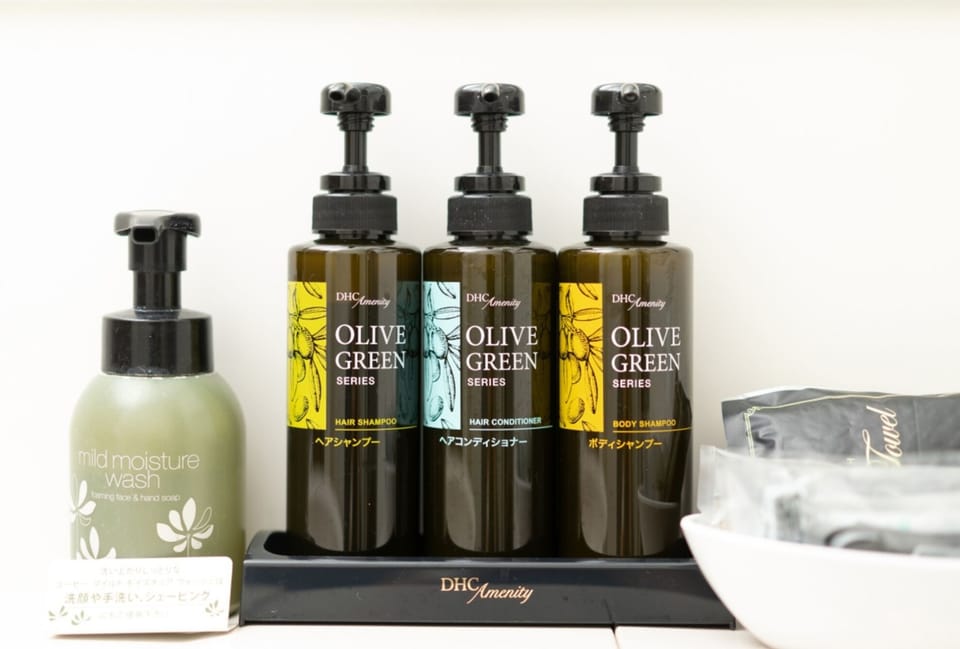 Bathroom amenities
