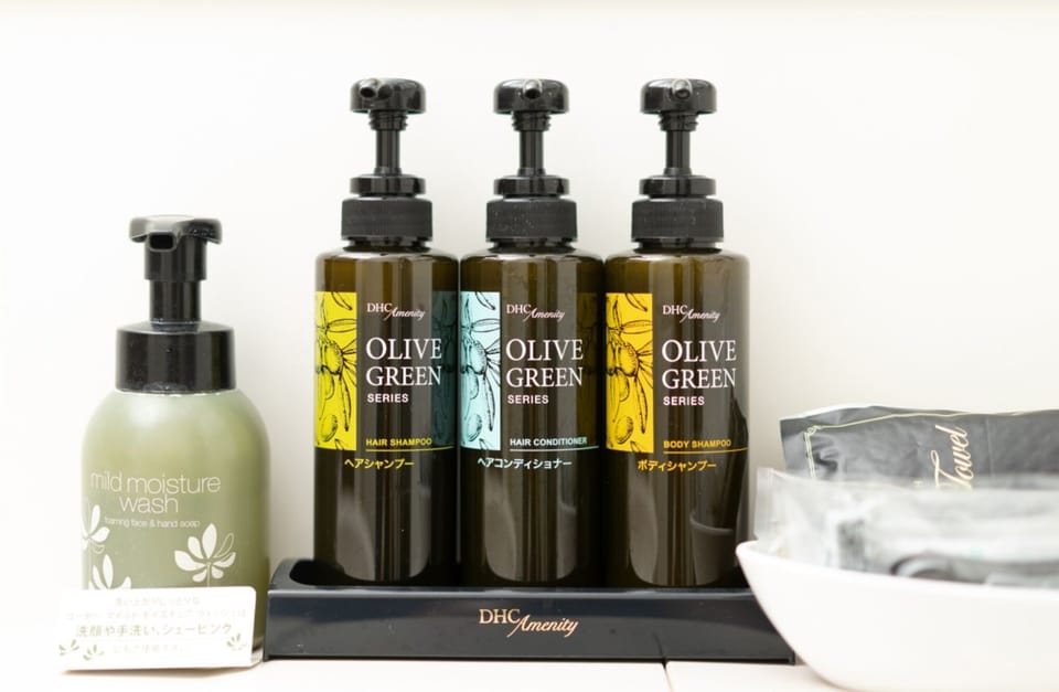 Bathroom amenities