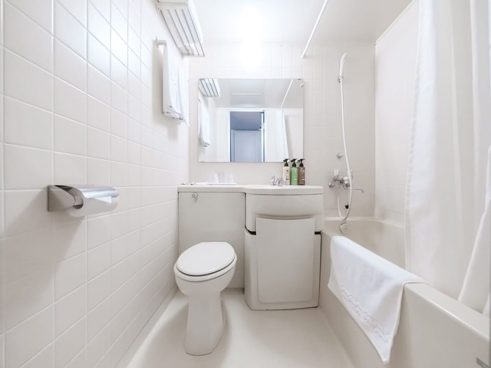 Unit bath