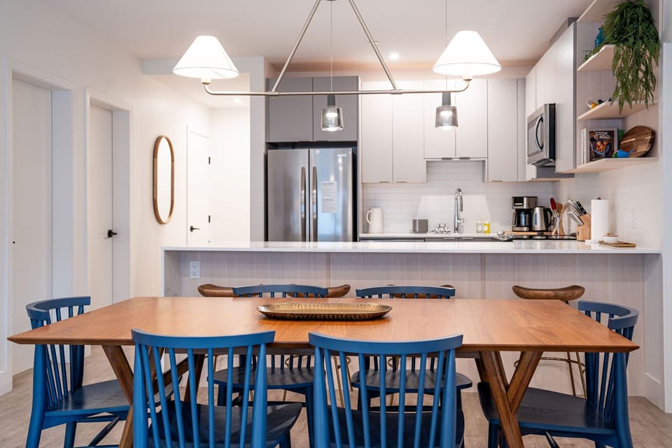 Condo | In-room dining