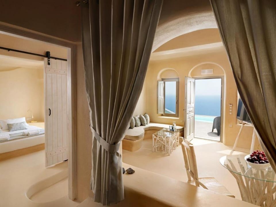 Villa, 2 Bedrooms, Private Pool | Premium bedding, minibar, in-room safe, blackout drapes