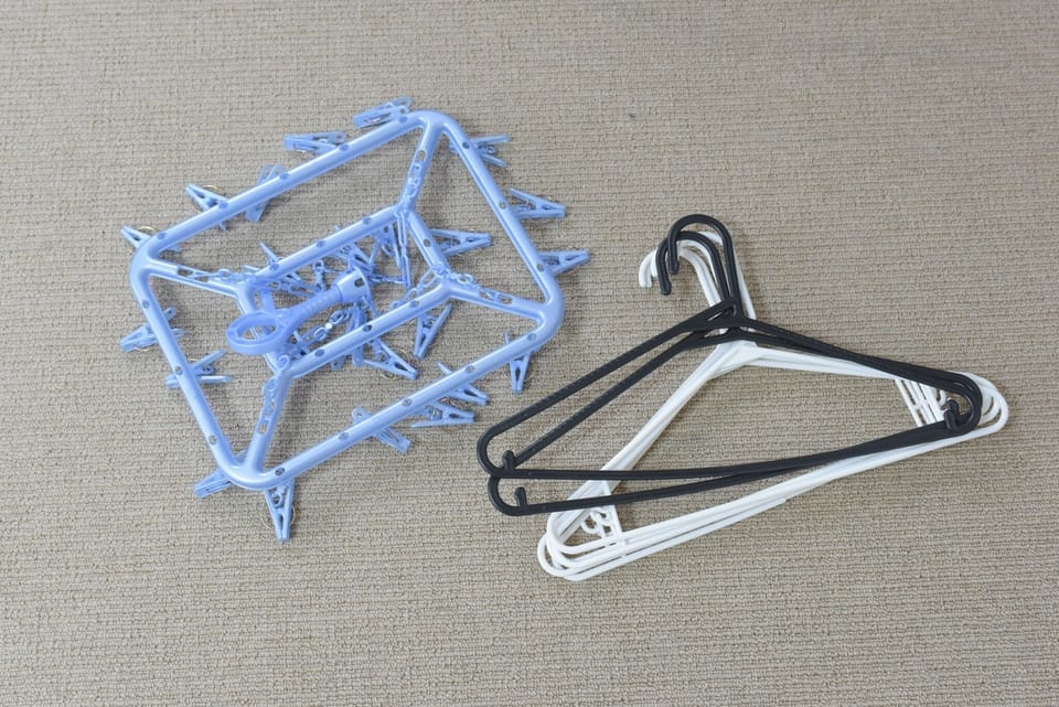 Hangers, clothes drying rack