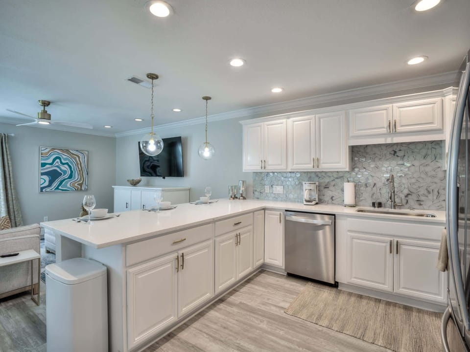 Large kitchen with all of the modern conveniences