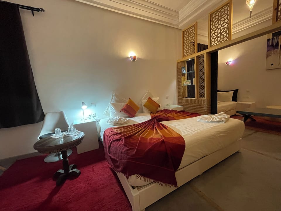 ADONIS | Premium bedding, minibar, in-room safe, individually decorated