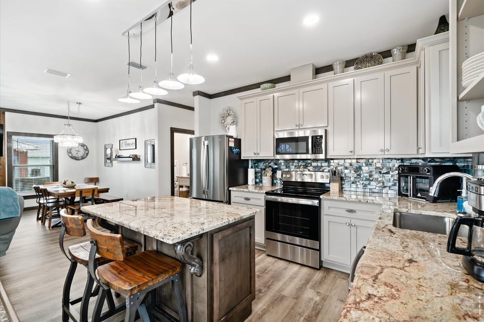 Kitchen Island sits two