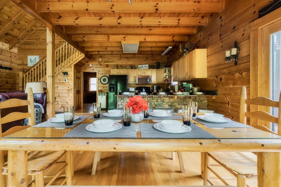 Whip up a meal and enjoy it all together at the dining table!