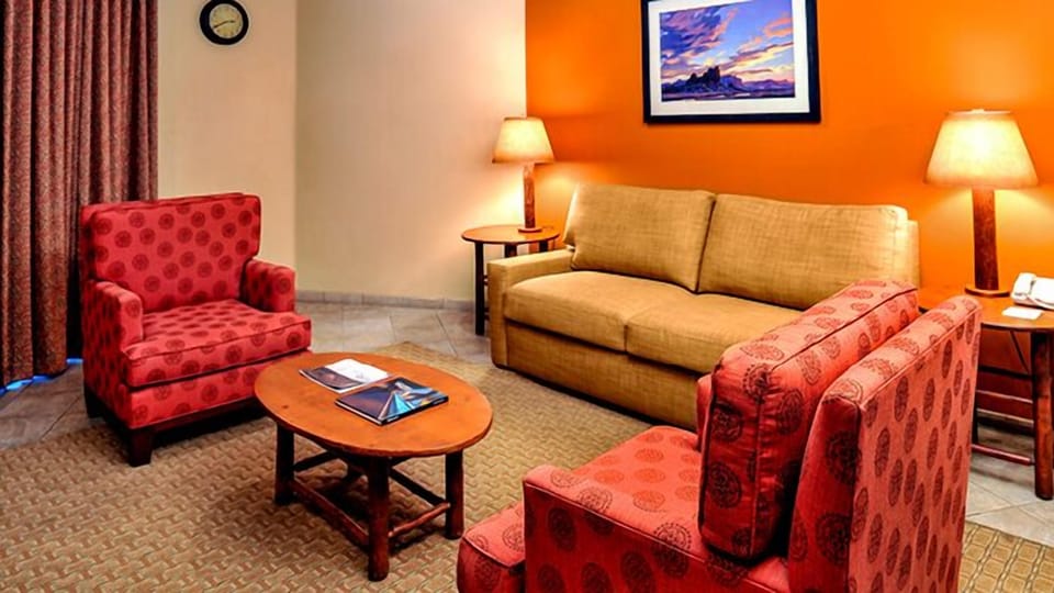 BRI_3_Room_Gallery_4