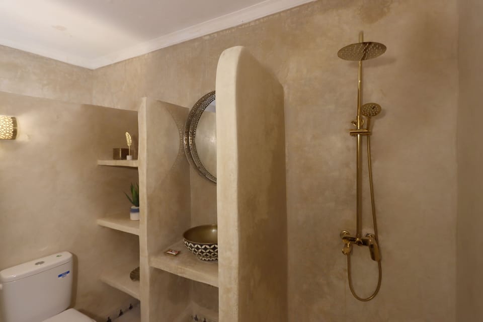 Superior Townhome | Bathroom | Rainfall showerhead, free toiletries, hair dryer, bidet
