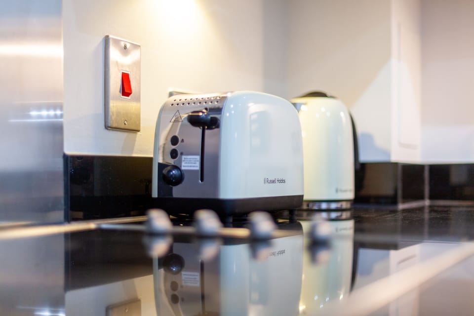 Apartment | Private kitchen | Fridge, microwave, oven, stovetop