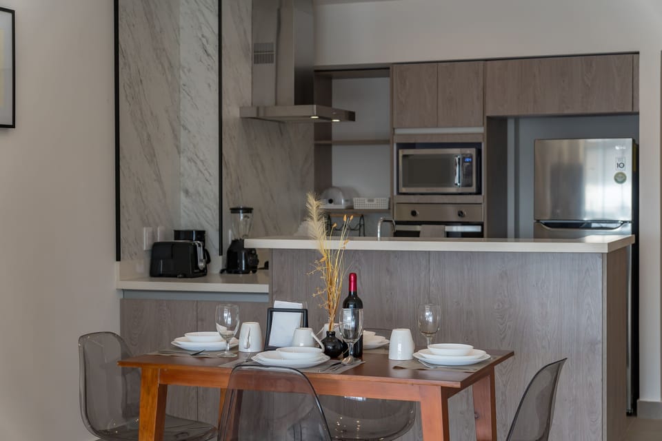 Luxury Apartment | In-room dining