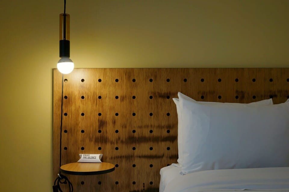 Night stand