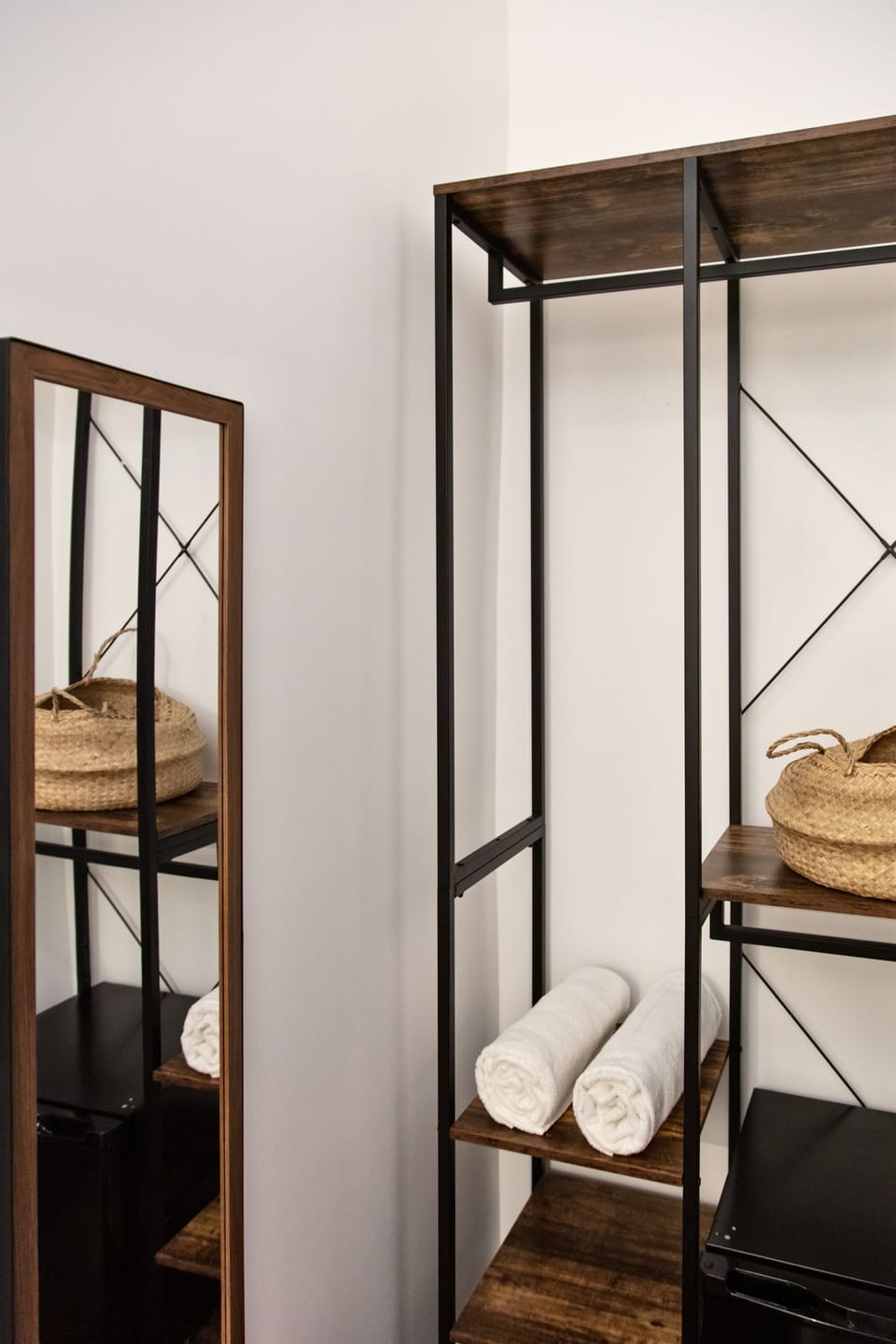 Comfort Room | Wardrobe