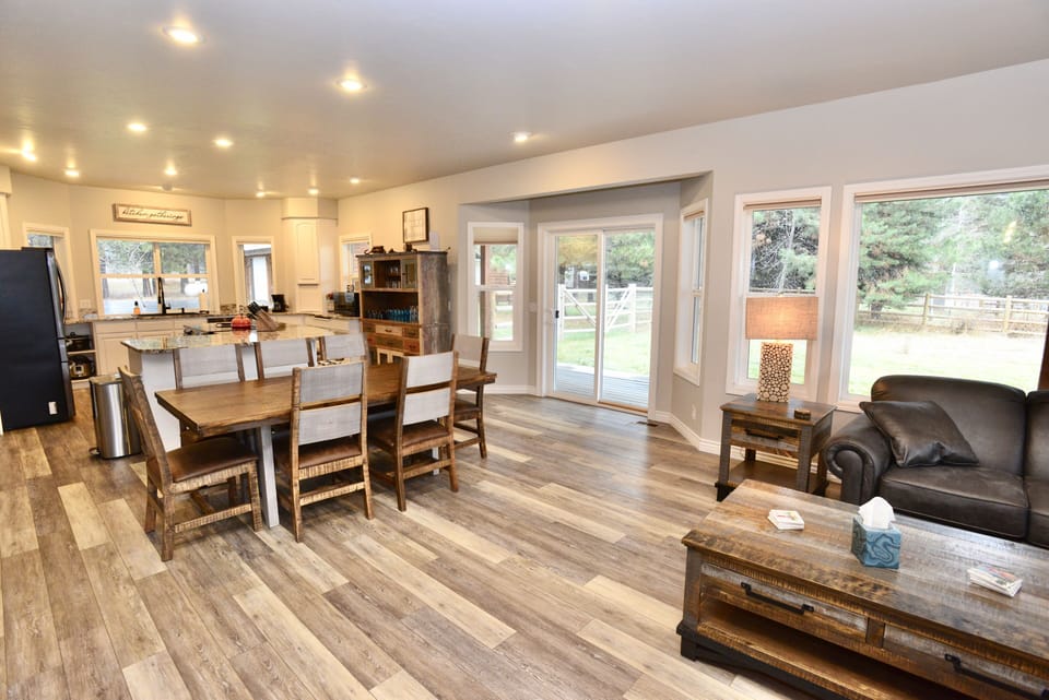 Main House kitchen and dining