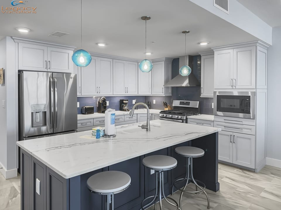 Blu 606 Kitchen