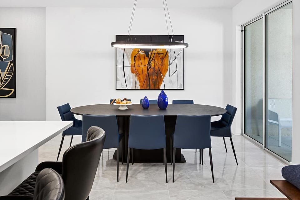 Dining Room *Highlight*