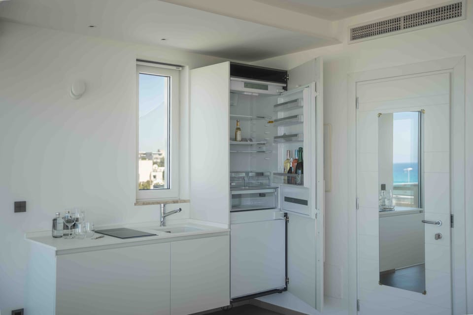 Panoramic Suite | Private kitchen