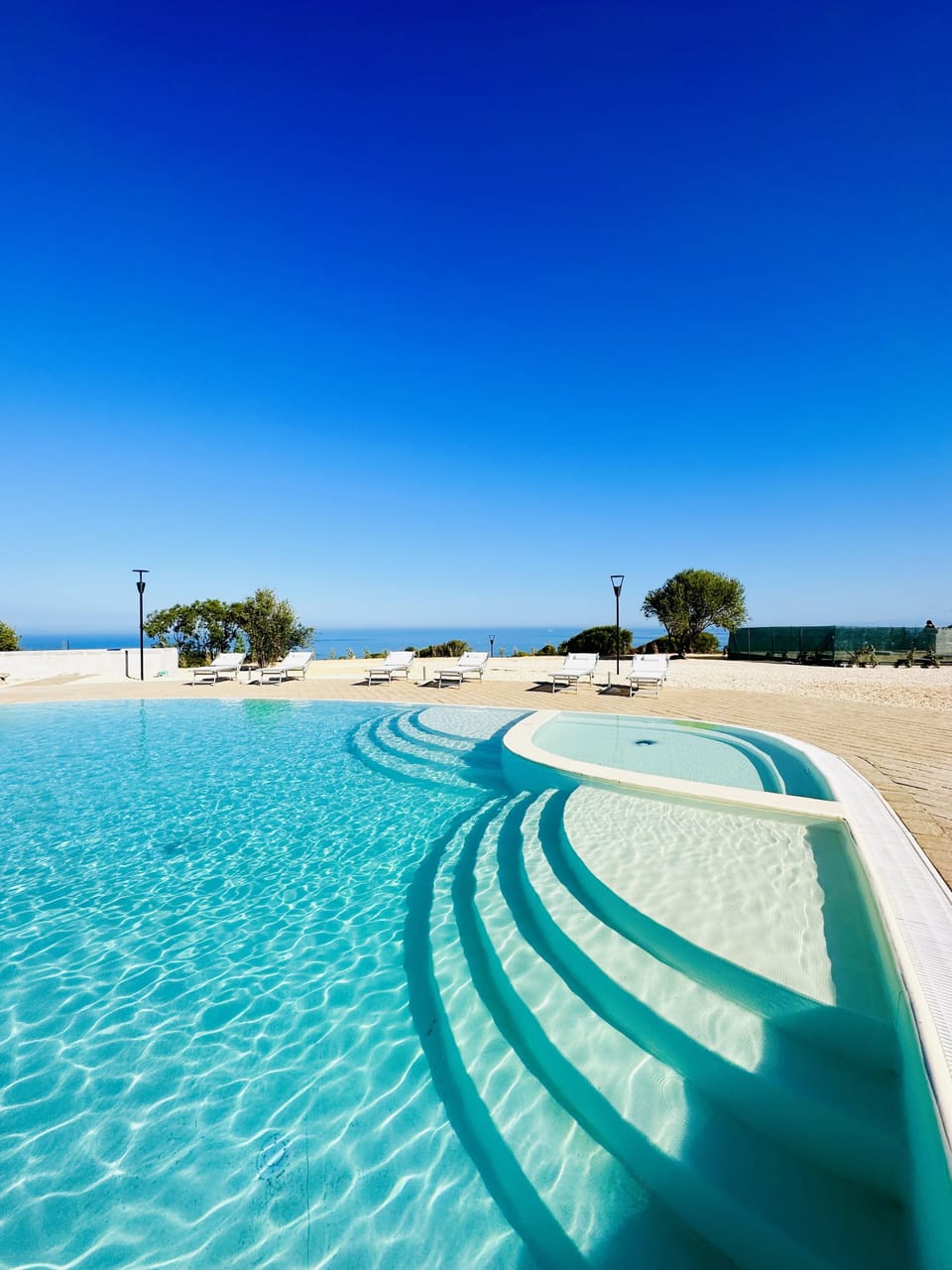 Seasonal outdoor pool, pool umbrellas, sun loungers