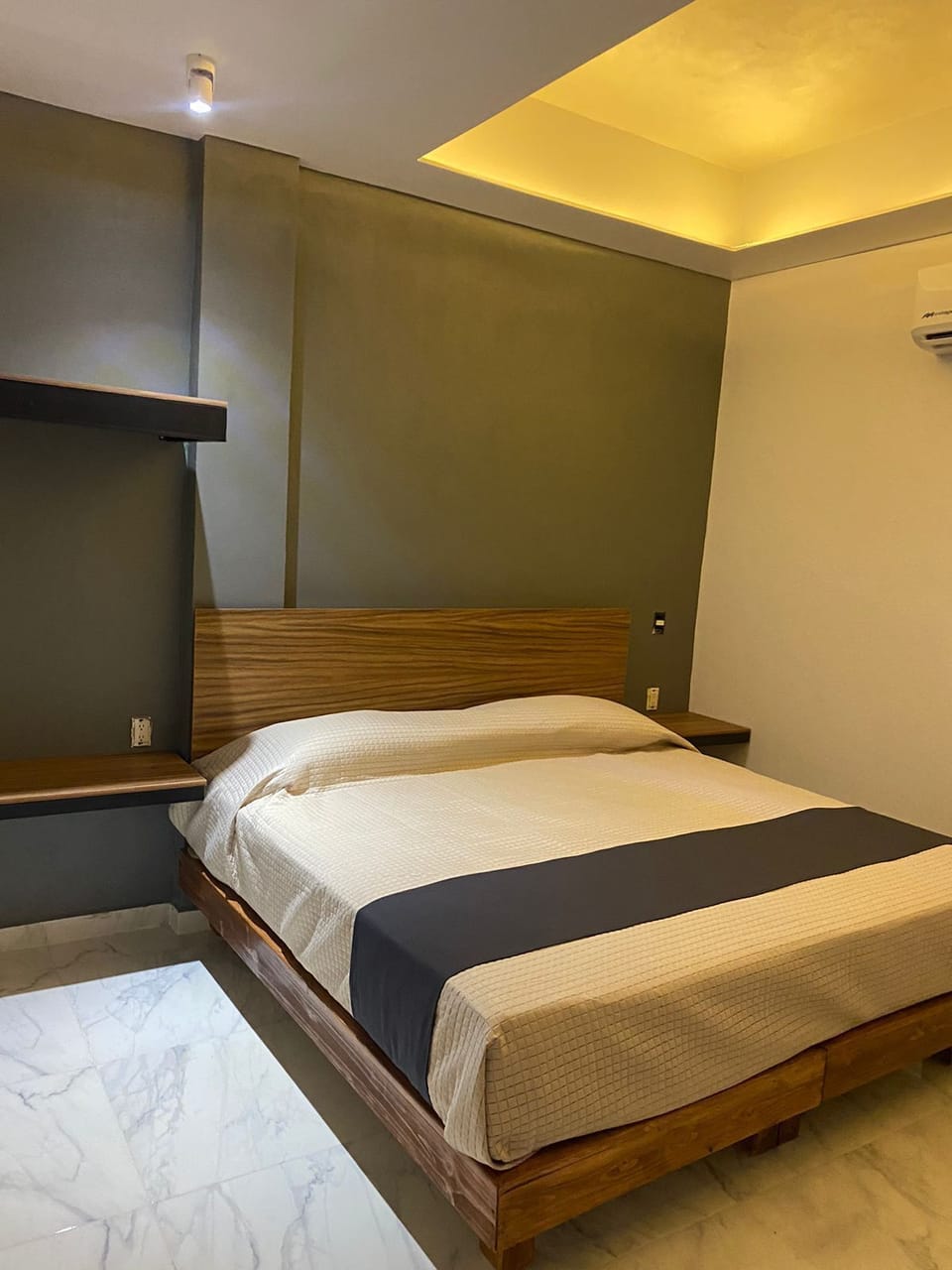Comfort Room, 1 Bedroom | Bathroom