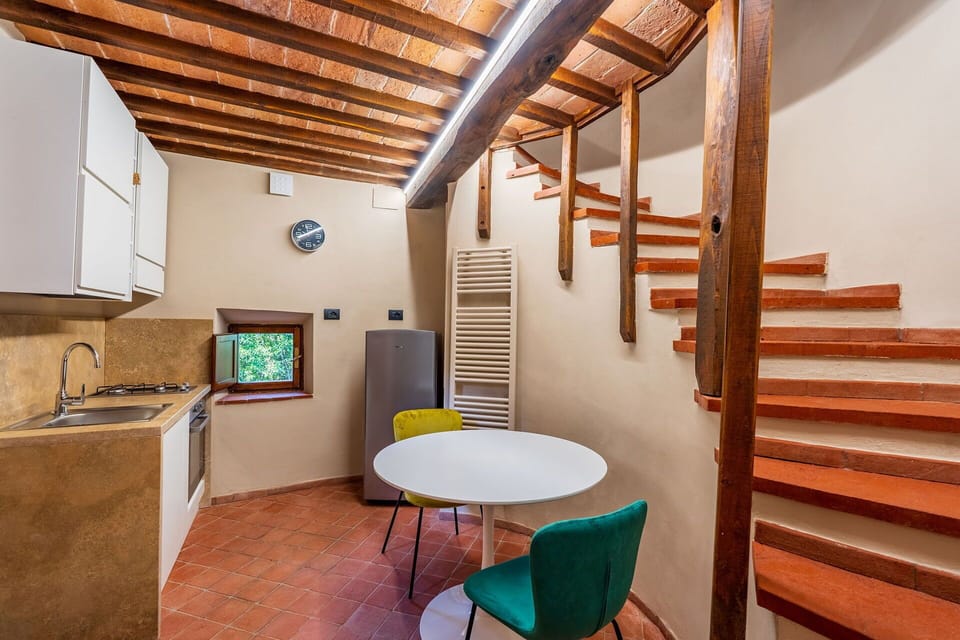 Dining Room, Kitchen