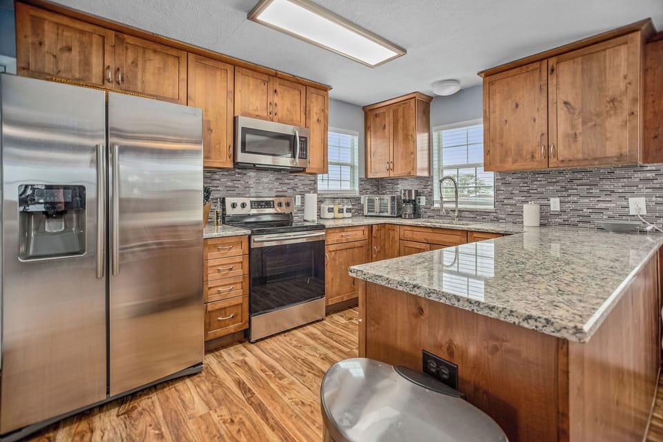 Updated, fully stocked kitchen