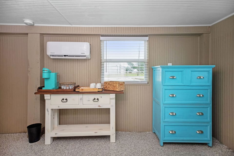 Keurig coffee bar