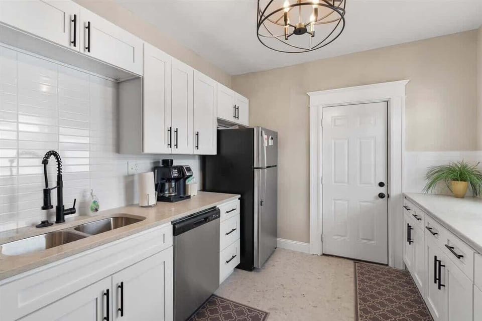 Full service kitchen 