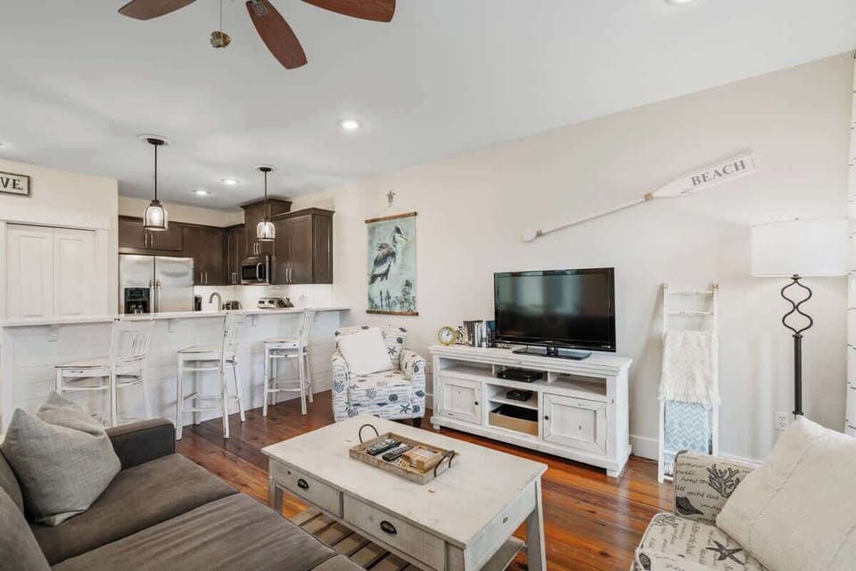 Living Room & Kitchen