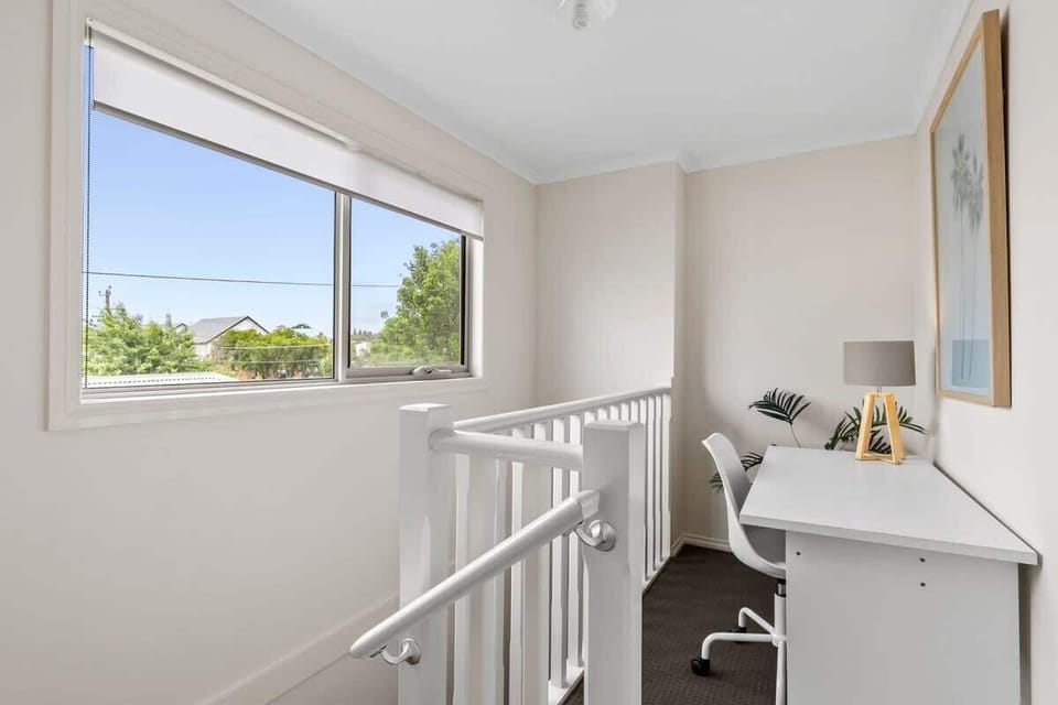 Upstairs study nook