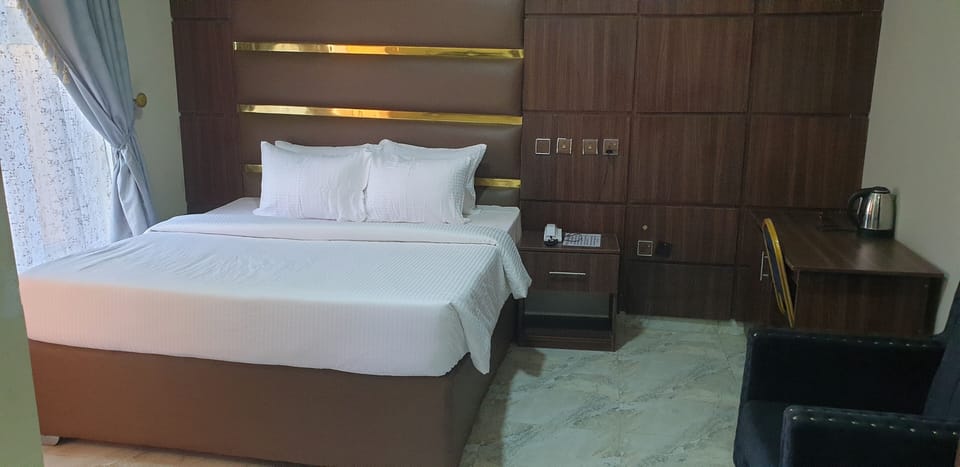 Family Twin Room, 2 Bedrooms | Bed sheets