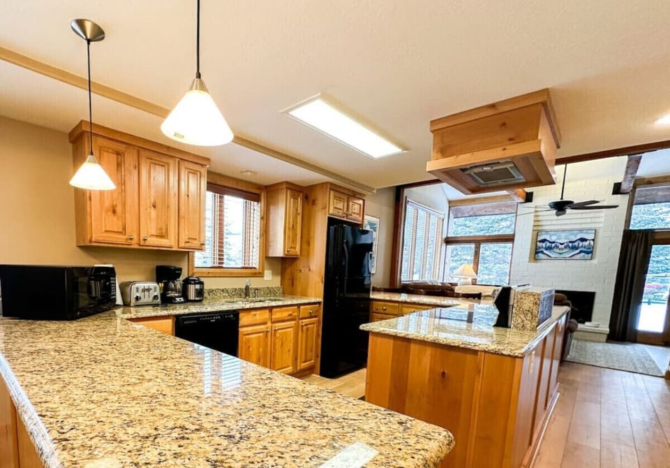 Craft mountain meals in a kitchen made for sharing.