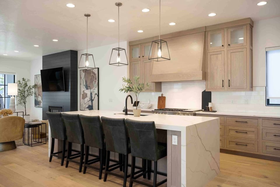 House, Multiple Bedrooms | Private kitchen | Fridge, oven, coffee/tea maker, toaster