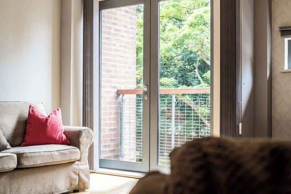 York Place Apt, Liverpool - Host & Stay