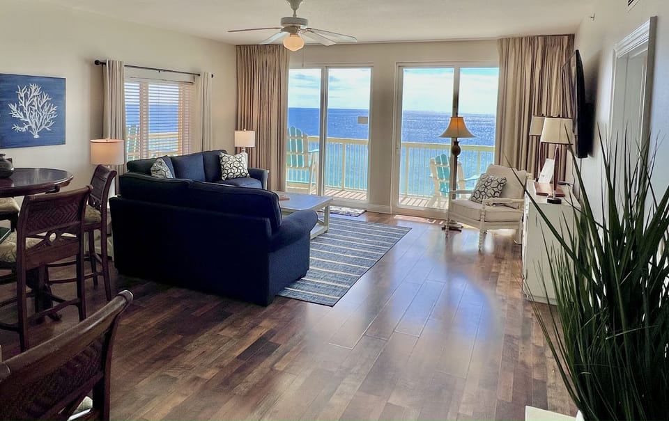 Fantastic Views from Comfortable Main Living Room
