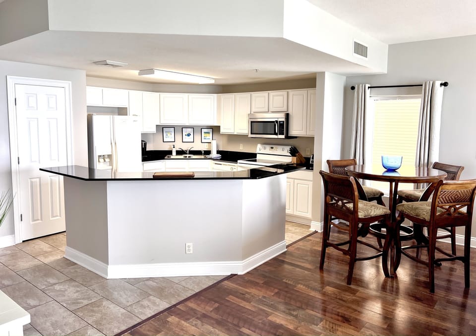 Large Open Kitchen Fully Stocked