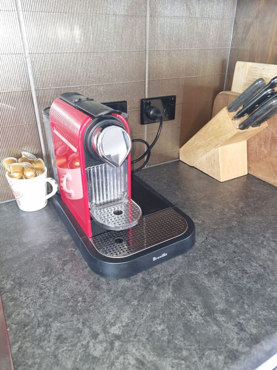 Coffee machine with pods to get you started