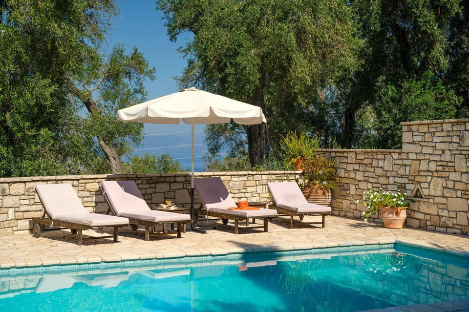 Share the pool experience